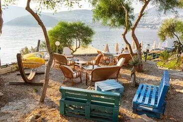 هتل Greenbeach