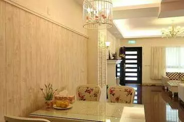 پانسیون Art House