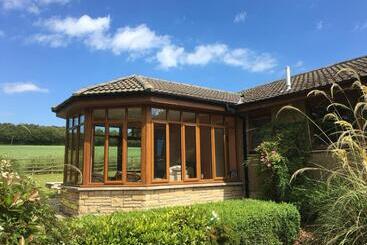 Landhus Wester Muirhouse