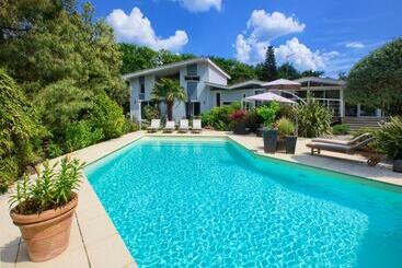 پانسیون B&b La Closerie 33