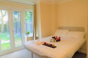 Turistlägenheter Gilbert Homestay