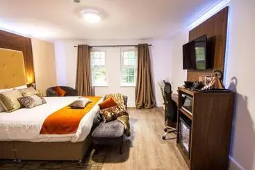 Trivelles Gatwick Hotel & Airport Parking