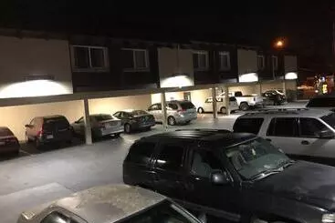 مُتل Casa Royal Inn