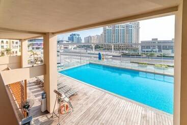 游客公寓 Yanjoon Holiday Homes   Palm Views