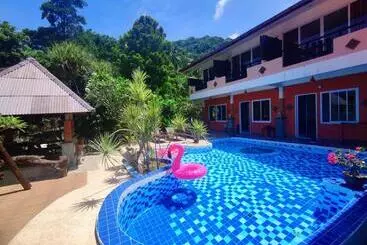 Hotel Sairee View Resort