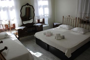 Hotel Zeynep Hanim Konukevi