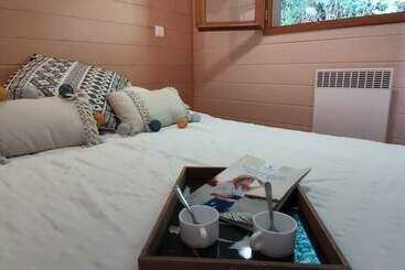 בית מלון כפרי Camping De La Bageasse