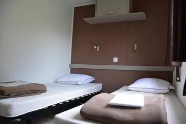 Hotel Huttopia Divonne