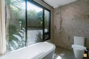 هتل Blue River Resort
