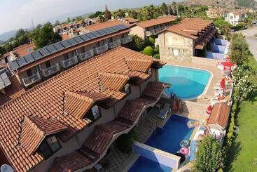 Hotel Dalyan Paradise