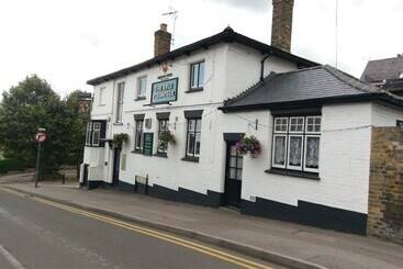 مبيت وإفطار The Rifle Volunteer