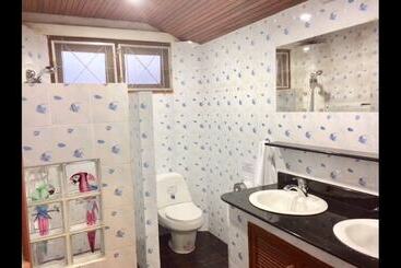 בית מלון כפרי Falang Paradise