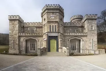 Hotelli Killeavy Castle Estate