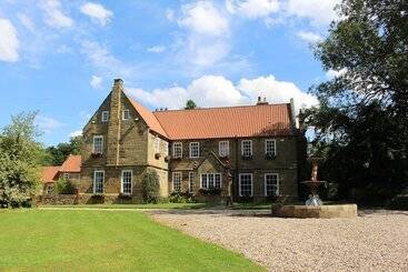 Manor House Hotel At Pinchinthorpe