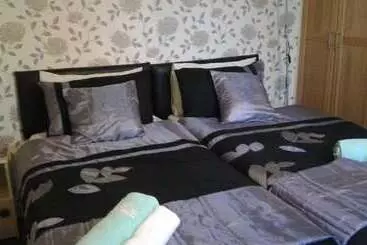 ペンション St Hilda Guest House