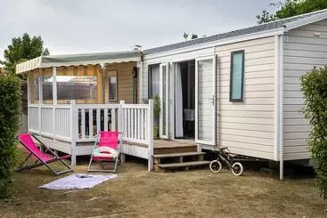 ホテル Camping La Prairie