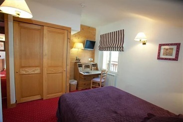 호텔 Le Chalet D Auron Restaurant Et Spa