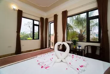 Otel Sunny Trang An Homestay