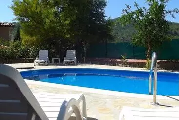 Turistihuoneistot Villa Olive By Villa Safiya