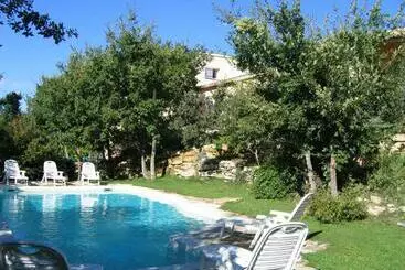 Bed and Breakfast Les Restanques