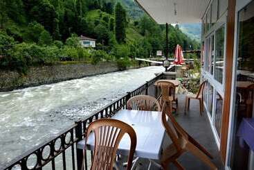 فندق Kaptan Alabalik Konaklama Tesisleri