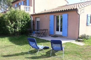 Bed and Breakfast Le Cabanon De Régine  Chambre D Hôtes