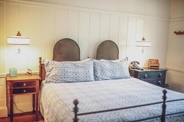 هتل Greydon House