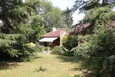 تختخواب و صبحانه Chambre D Hôtes La Renardière