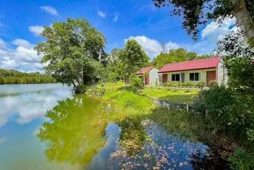 Hotelli Water Jade Natural Resort