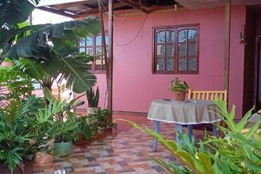 مسافرخانه Cabañas Vai Hinaaro