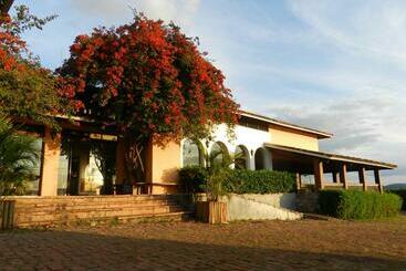 فندق Casarão Alpina