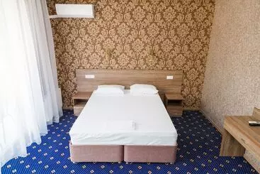 Hotel Revu