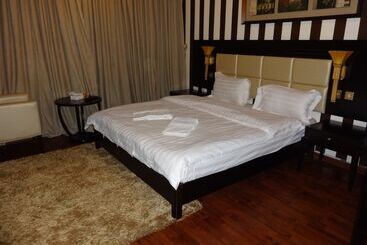 アパートホテル Orans Suites 2