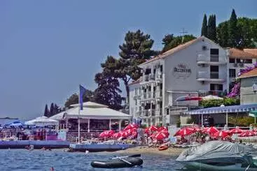 هتل Azzurro