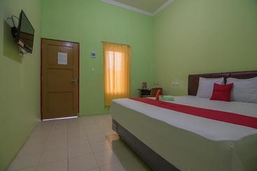 Pension Reddoorz Near Kampus Ump Purwokerto