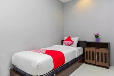 Hostel Rumah Leting Homestay By Oyo Rooms