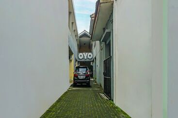 فندق Semampir Residence By Oyo Rooms