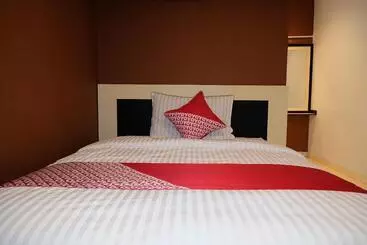 هتل Mars Residence Syariah By Oyo Rooms