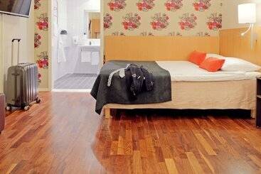 Otel Scandic Backadal