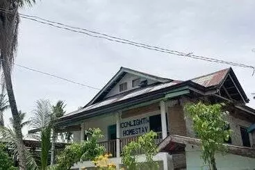 تختخواب و صبحانه Moonlight Homestay
