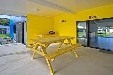 Hokitika S Kiwi Holiday Park And Motels