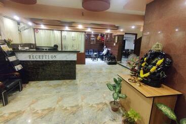 هتل Chas Swastik Regency