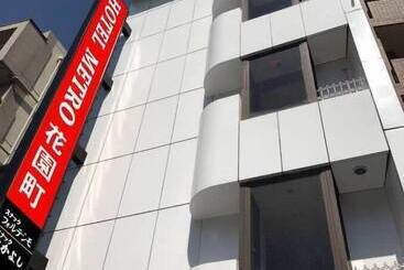 Metro Hanazonocho Apartment 2