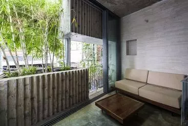 هتل آپارتمان The Grand Terrace