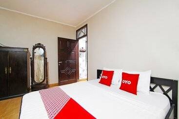 Hotel Trihakso Guest House Near Kaliurang Redpartner