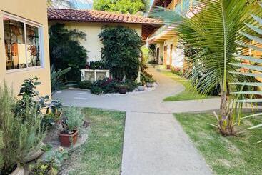 فندق Pousada Quintal Da Lua