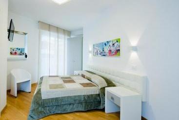 Jolie Bed And Breakfast