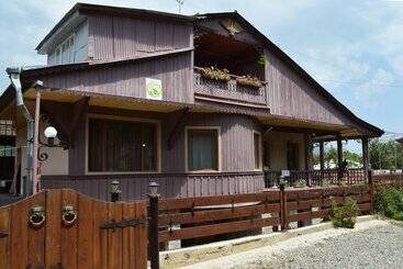 پانسیون Artsiv Guesthouse