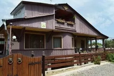 Pensão Artsiv Guesthouse