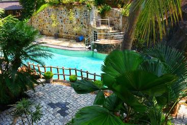 Pensão Udf Nature Villa